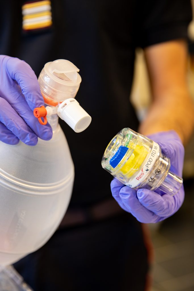 2 - Elle permet d'améliorer la perfusion des organes nobles au cours du MCE.